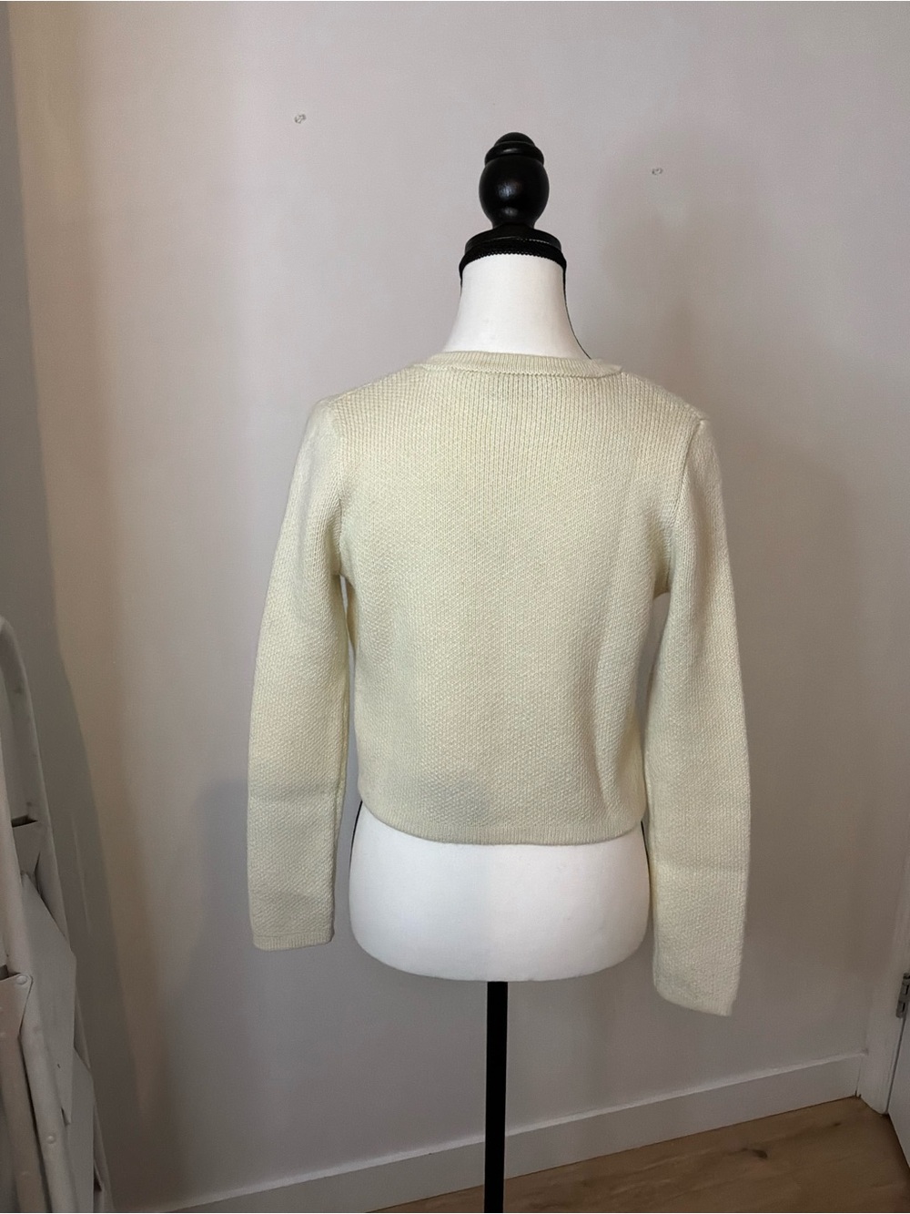 ZARA | INSPIRED CROPPED CREAM KNIT BUTTON FRONT JACKET - Picture 4 of 6